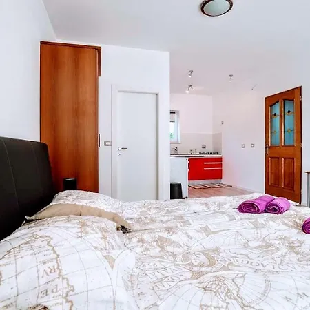 Apartment Mediterraneo