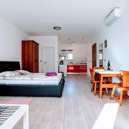Apartment Mediterraneo
